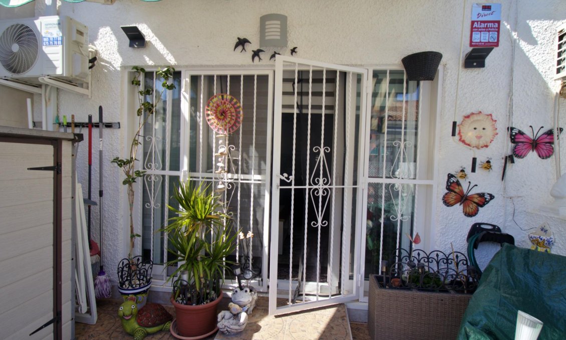 Segunda mano - Villa / Semi pareado -
Torrevieja - San Luis