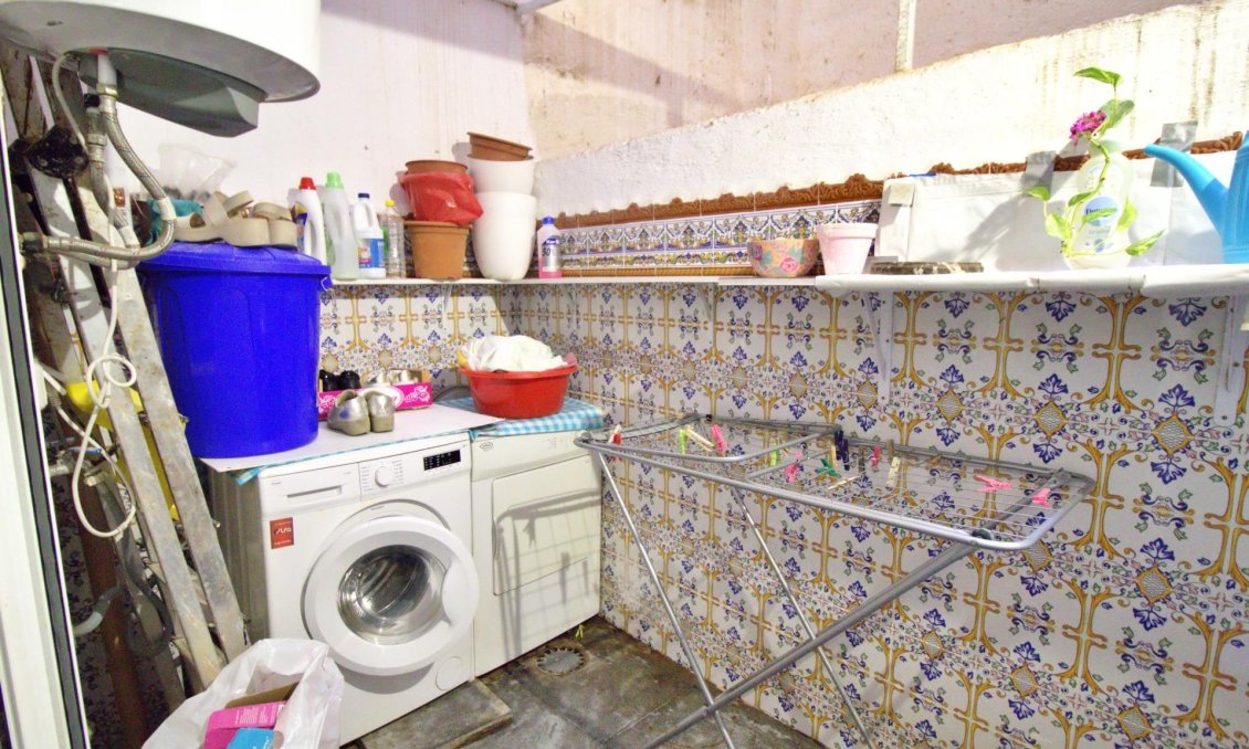 Segunda mano - Apartamento -
Elche - Plaza Crevillente-juzgados