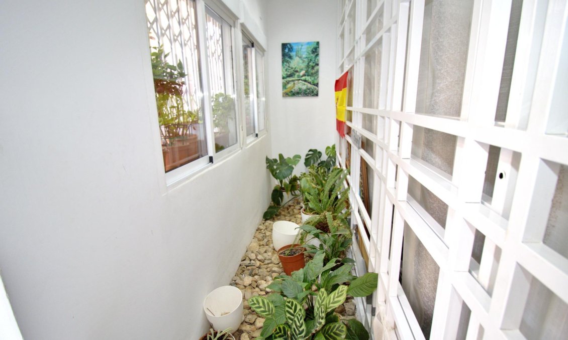 Segunda mano - Apartamento -
Elche - Plaza Crevillente-juzgados