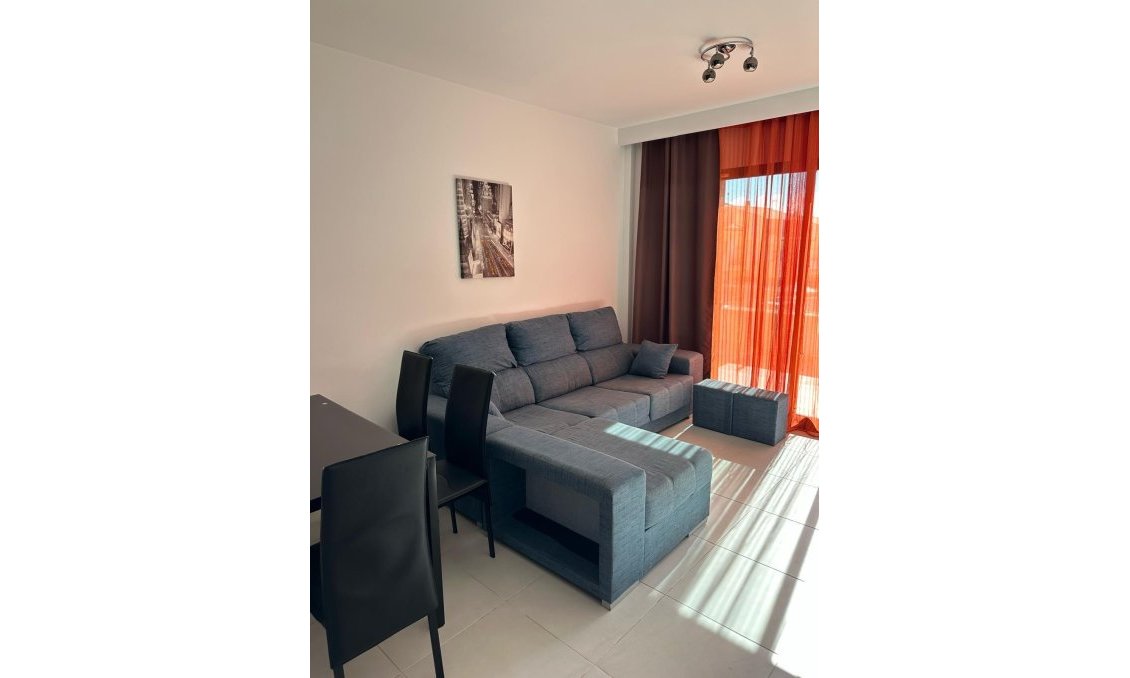 Segunda mano - Bungalow -
Orihuela Costa - La Zenia