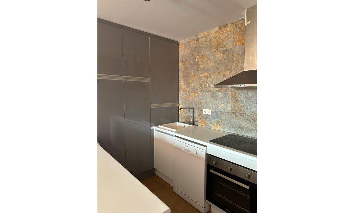 Segunda mano - Bungalow -
Orihuela Costa - La Zenia