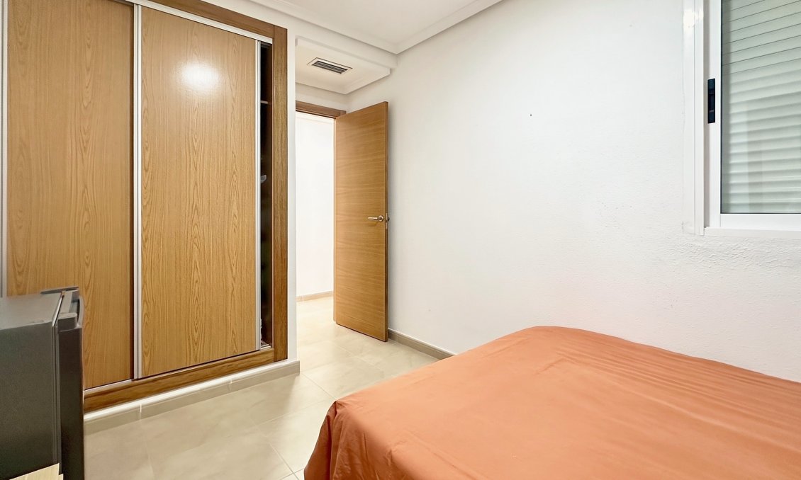 Segunda mano - Apartamento -
Torrevieja - Costa Blanca