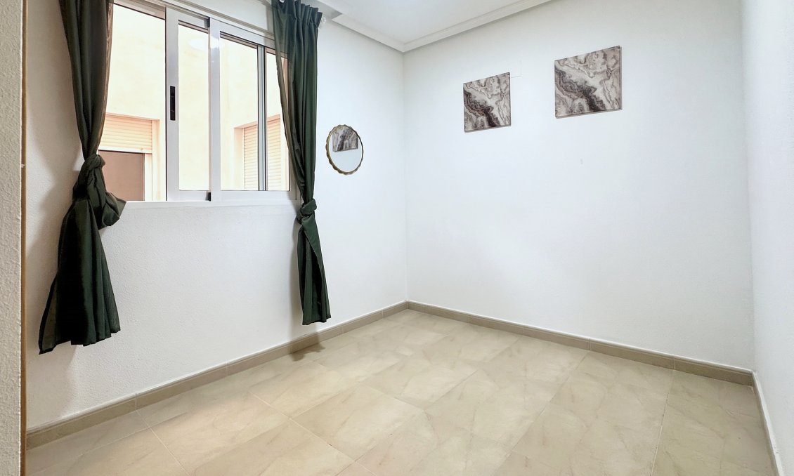 Segunda mano - Apartamento -
Torrevieja - Costa Blanca