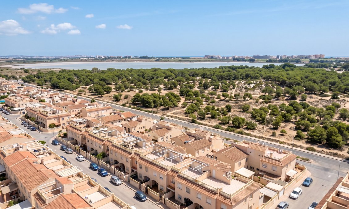 Segunda mano - Adosado -
Torrevieja - Costa Blanca