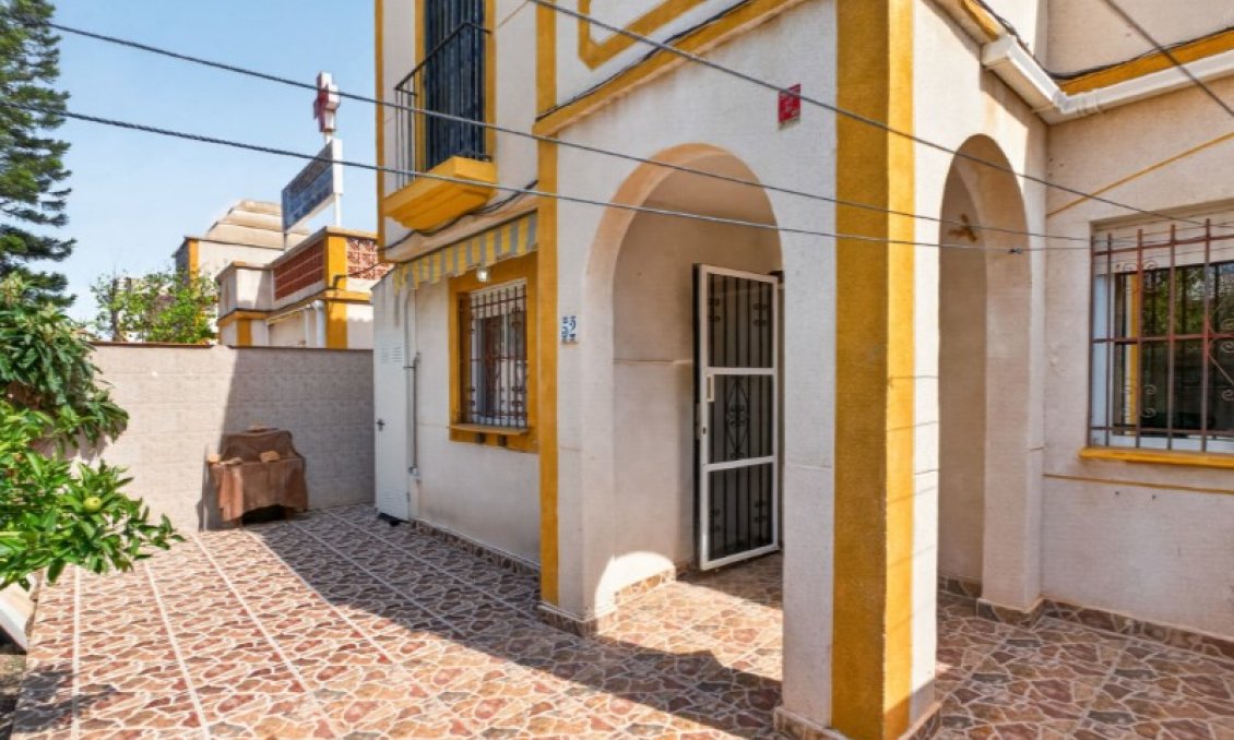 Segunda mano - Adosado -
Torrevieja - Costa Blanca