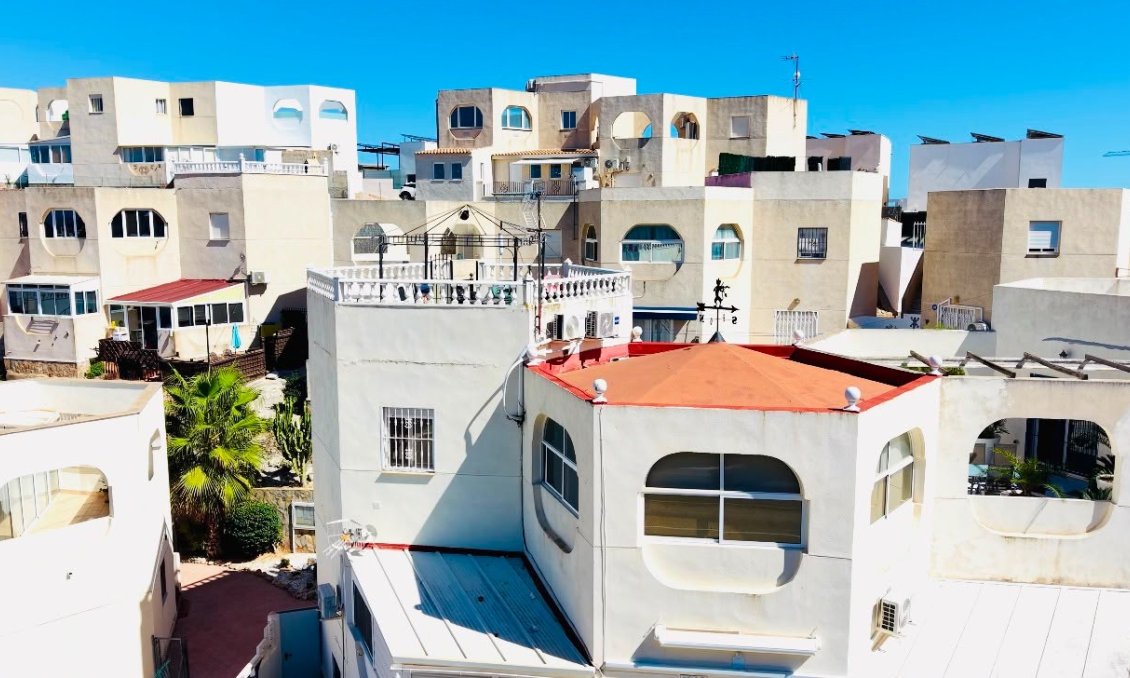 Segunda mano - Apartamento -
San Miguel de Salinas - Inland