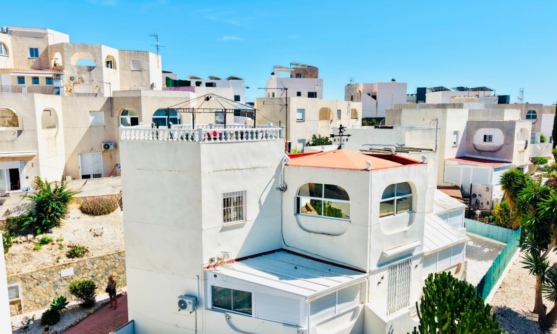 Segunda mano - Apartamento -
San Miguel de Salinas - Inland