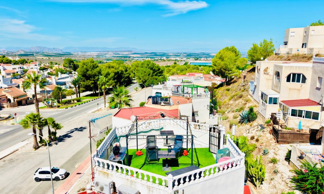 Segunda mano - Apartamento -
San Miguel de Salinas - Inland