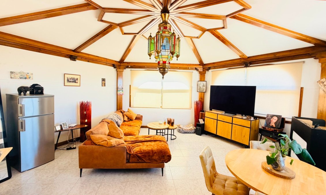 Segunda mano - Apartamento -
San Miguel de Salinas - Inland