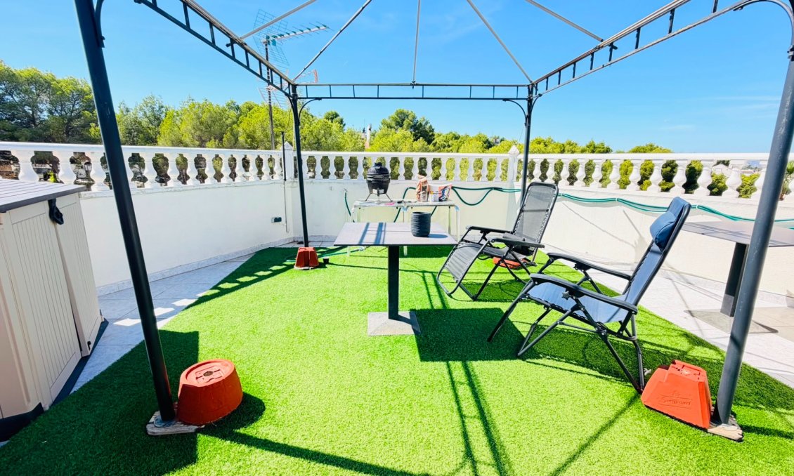 Segunda mano - Apartamento -
San Miguel de Salinas - Inland