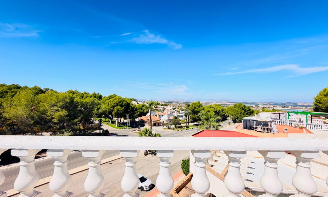 Segunda mano - Apartamento -
San Miguel de Salinas - Inland