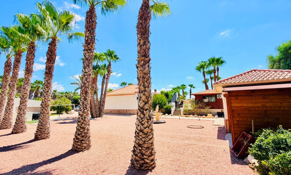 Segunda mano - Villa -
Daya Vieja - Costa Blanca