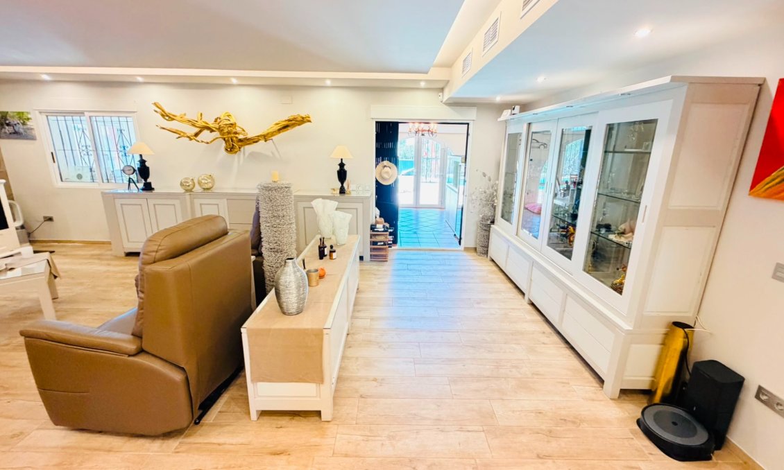 Segunda mano - Villa -
Daya Vieja - Costa Blanca