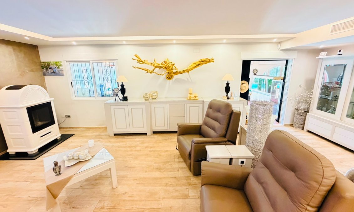 Segunda mano - Villa -
Daya Vieja - Costa Blanca
