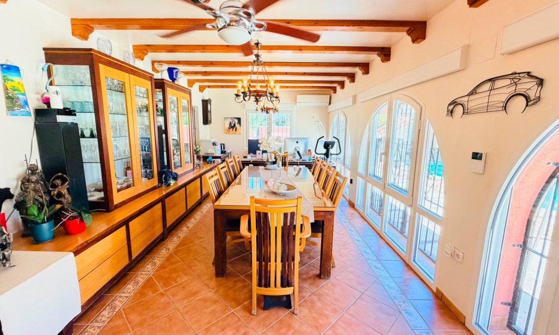 Segunda mano - Villa -
Daya Vieja - Costa Blanca
