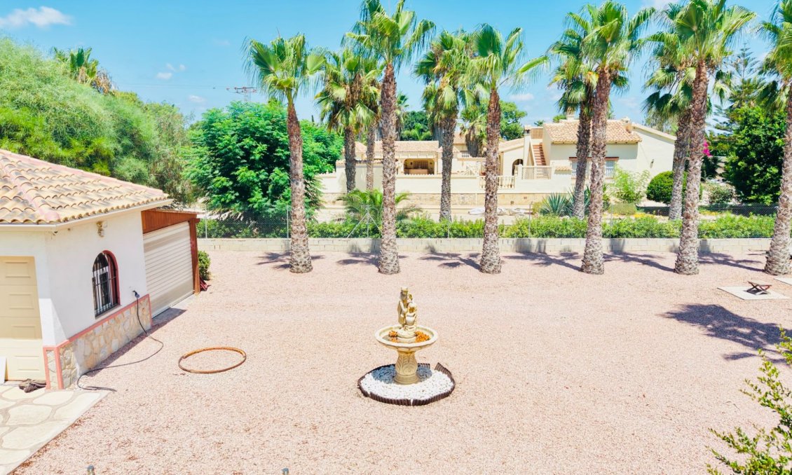 Segunda mano - Villa -
Daya Vieja - Costa Blanca