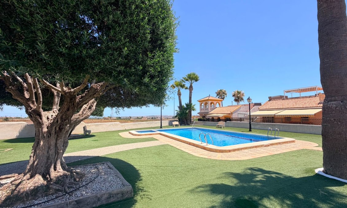 Revânzare - Casă înșiruită -
Los Montesinos - Costa Blanca