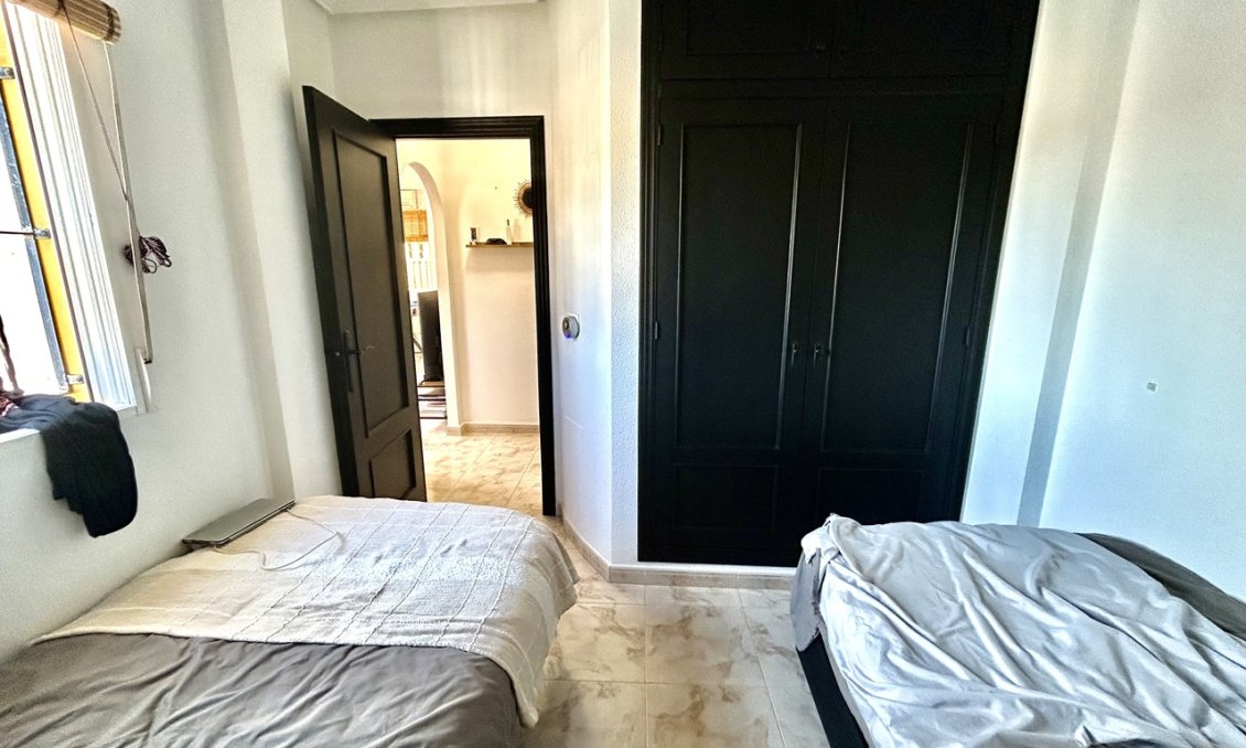 Segunda mano - Villa -
Villamartin - Costa Blanca