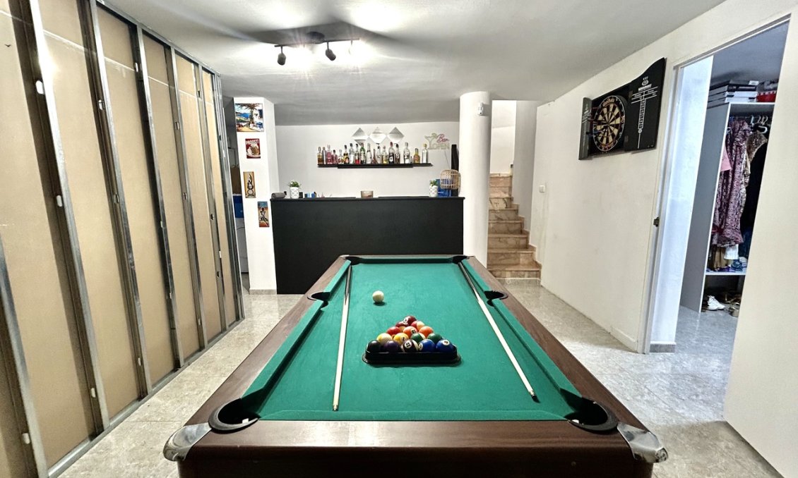 Segunda mano - Villa -
Villamartin - Costa Blanca
