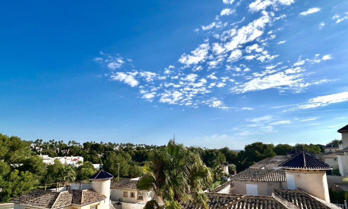 Segunda mano - Villa -
Villamartin - Costa Blanca
