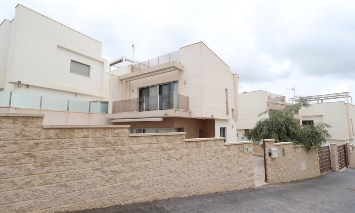 Revânzare - Vilă -
Orihuela Costa - Costa Blanca