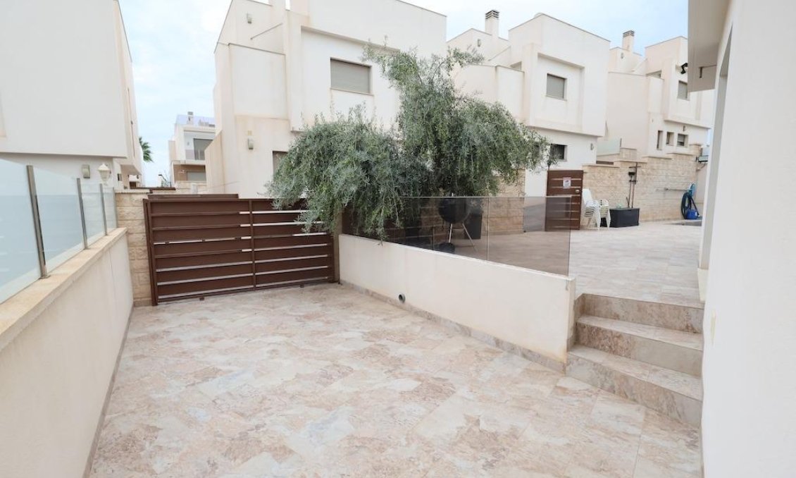 Revânzare - Vilă -
Orihuela Costa - Costa Blanca