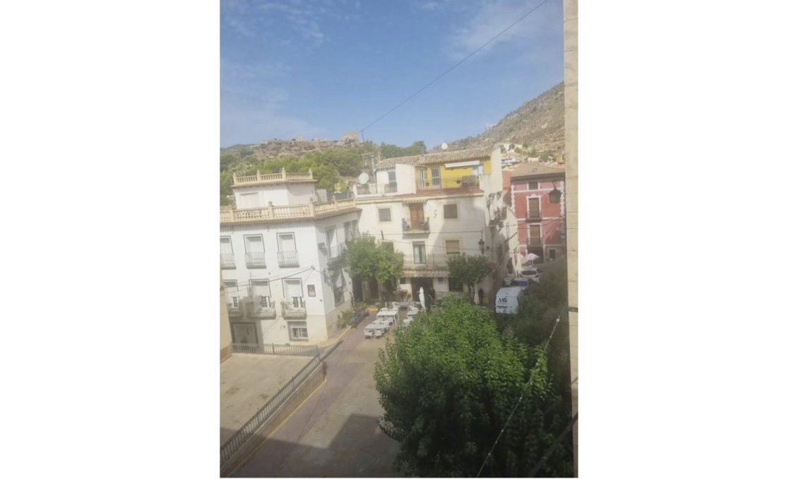 Revente - Appartement -
Relleu - Inland