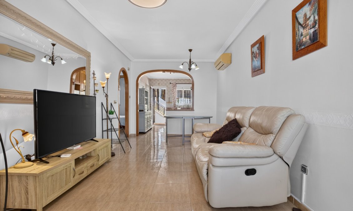 Segunda mano - Villa -
Orihuela Costa - Costa Blanca