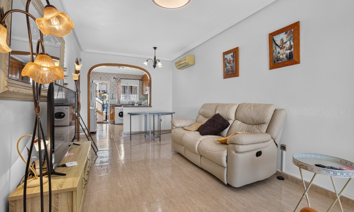 Segunda mano - Villa -
Orihuela Costa - Costa Blanca
