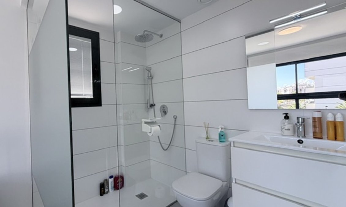 Segunda mano - Apartamento -
Villamartin - Costa Blanca