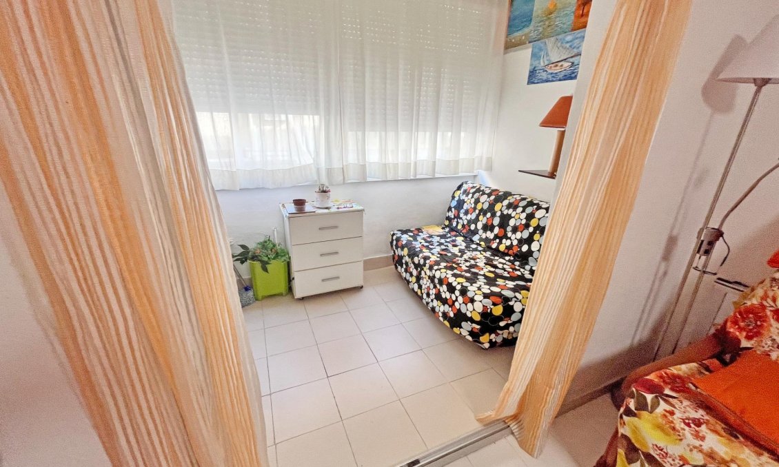 Segunda mano - Apartamento -
Guardamar del Segura - Centro