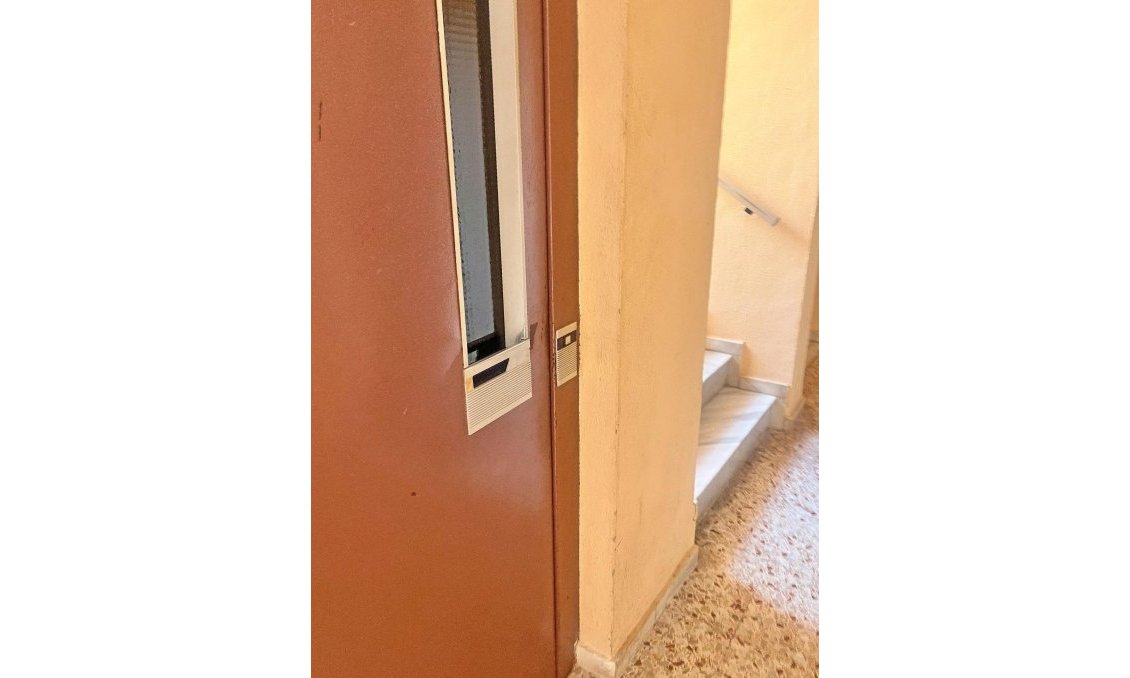 Segunda mano - Apartamento -
Guardamar del Segura - Centro