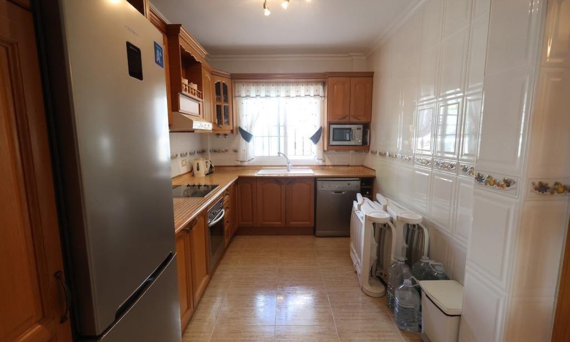 Revente - Villa -
Orihuela Costa - Costa Blanca
