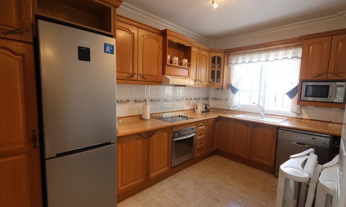 Revente - Villa -
Orihuela Costa - Costa Blanca