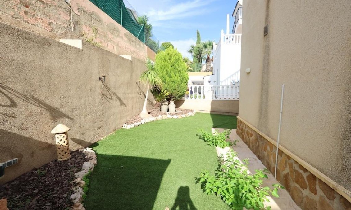 Revente - Villa -
Orihuela Costa - Costa Blanca