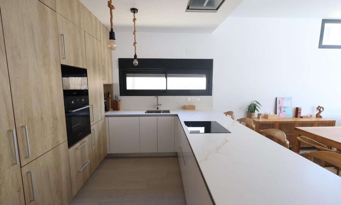 Segunda mano - Villa -
Algorfa - Inland