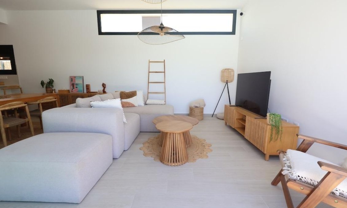 Segunda mano - Villa -
Algorfa - Inland