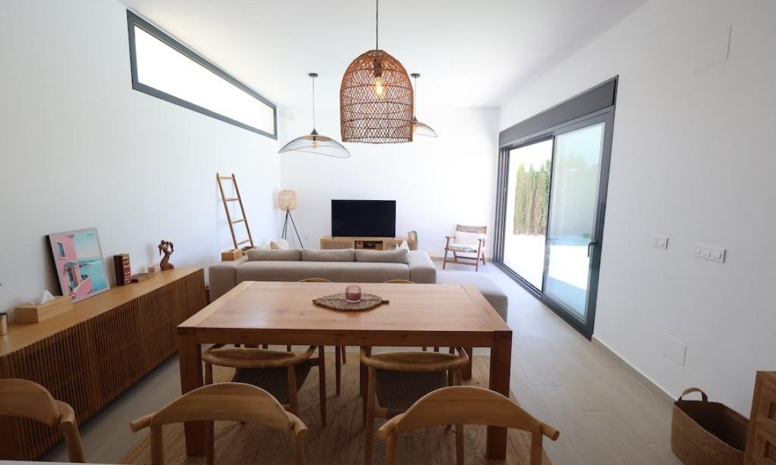 Segunda mano - Villa -
Algorfa - Inland
