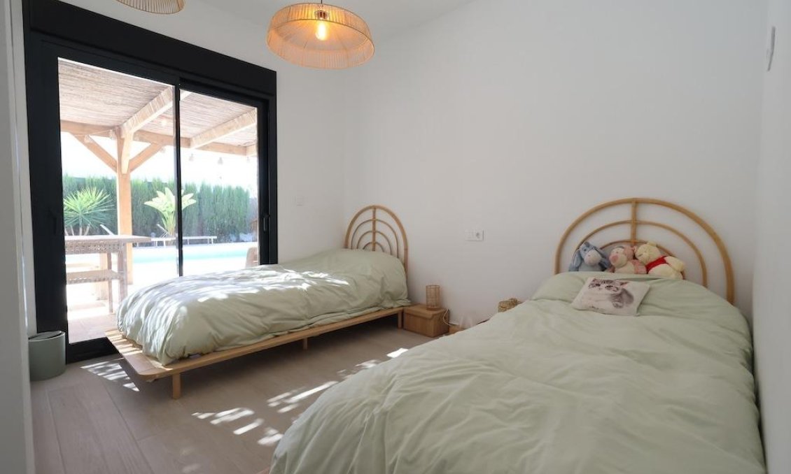 Segunda mano - Villa -
Algorfa - Inland