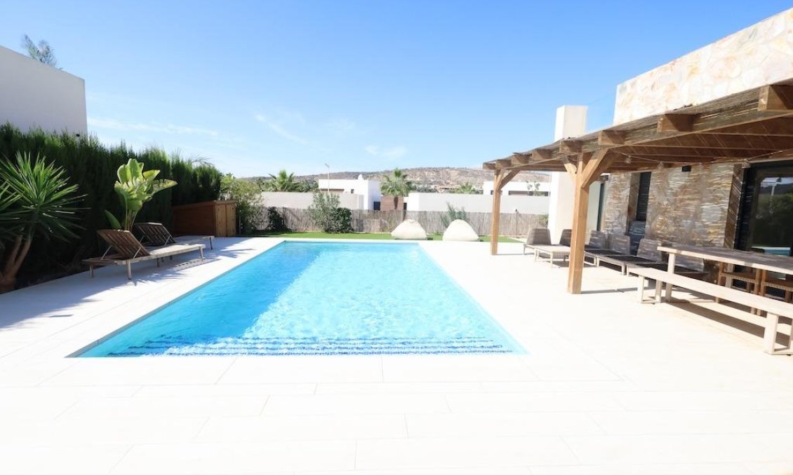 Segunda mano - Villa -
Algorfa - Inland
