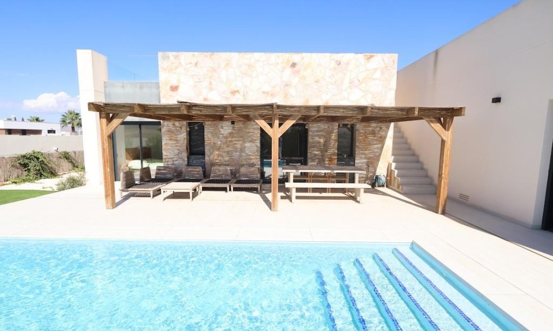 Segunda mano - Villa -
Algorfa - Inland