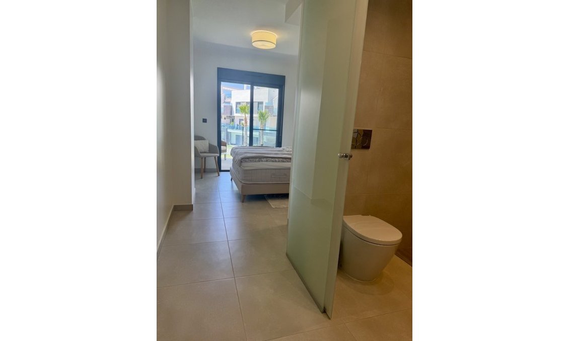 Wiederverkauf - Wohnung -
Guardamar del Segura - El Raso