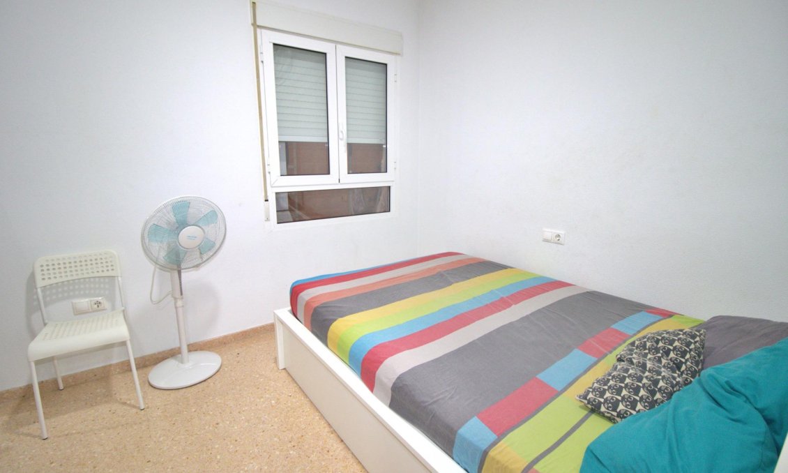 Wiederverkauf - Wohnung -
Elche - Plaza Madrid