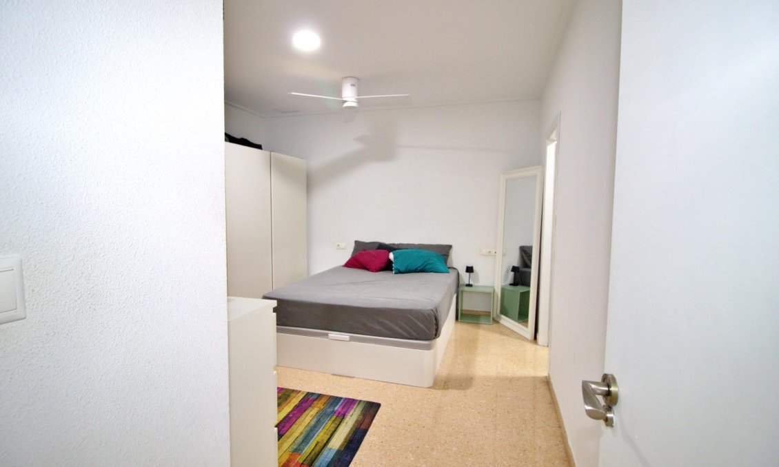 Wiederverkauf - Wohnung -
Elche - Plaza Madrid