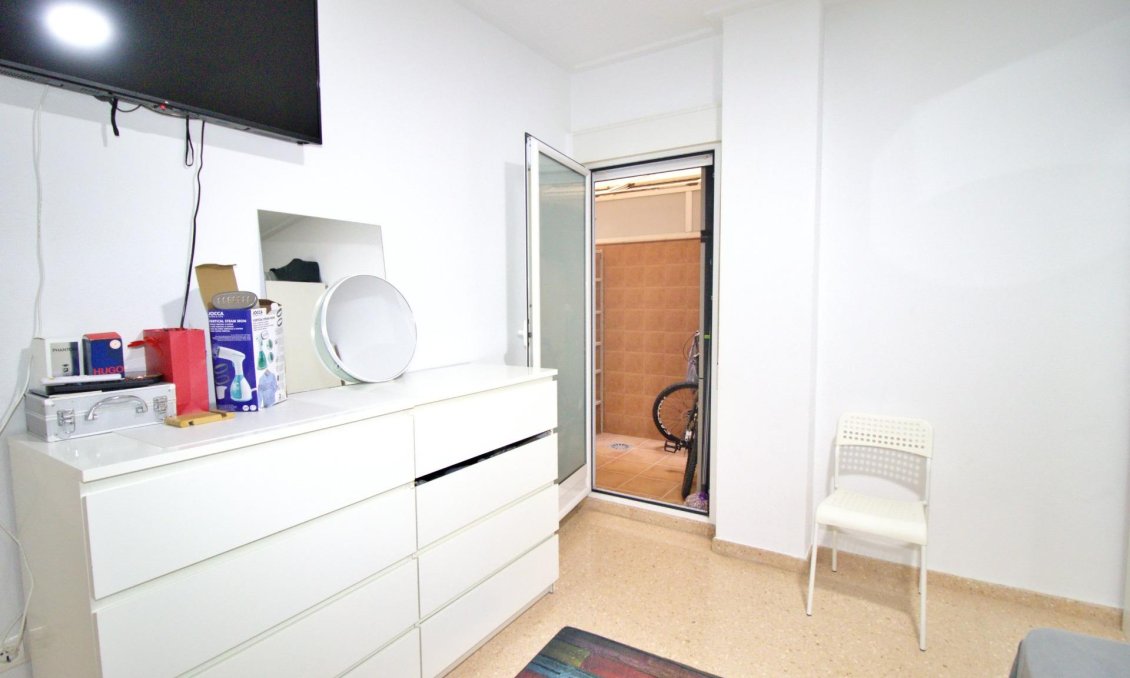 Wiederverkauf - Wohnung -
Elche - Plaza Madrid