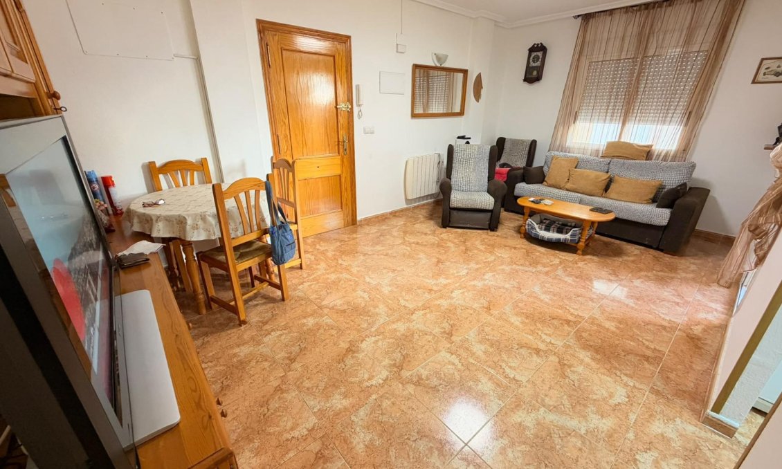 Wiederverkauf - Wohnung -
Torrevieja - Centro