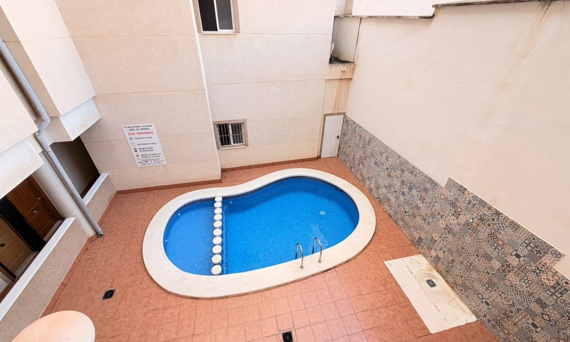 Wiederverkauf - Wohnung -
Torrevieja - Centro