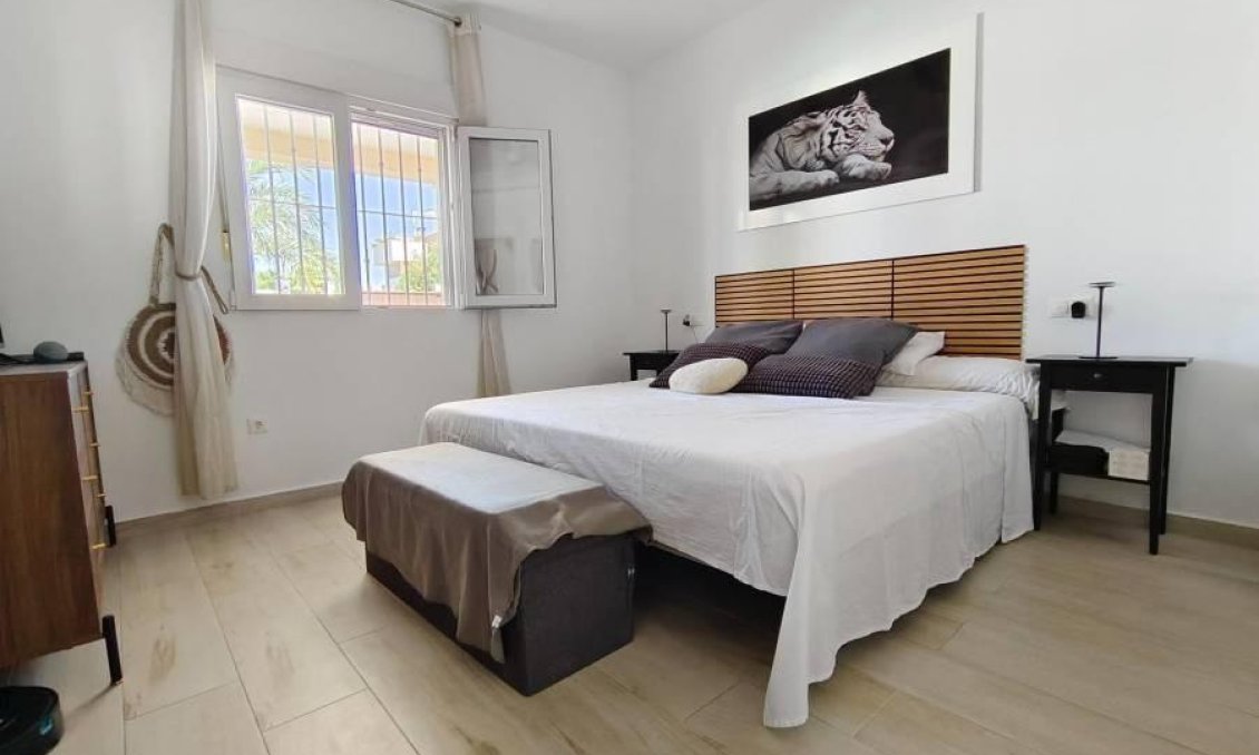 Wiederverkauf - Villa -
Torrevieja - Torreta Florida