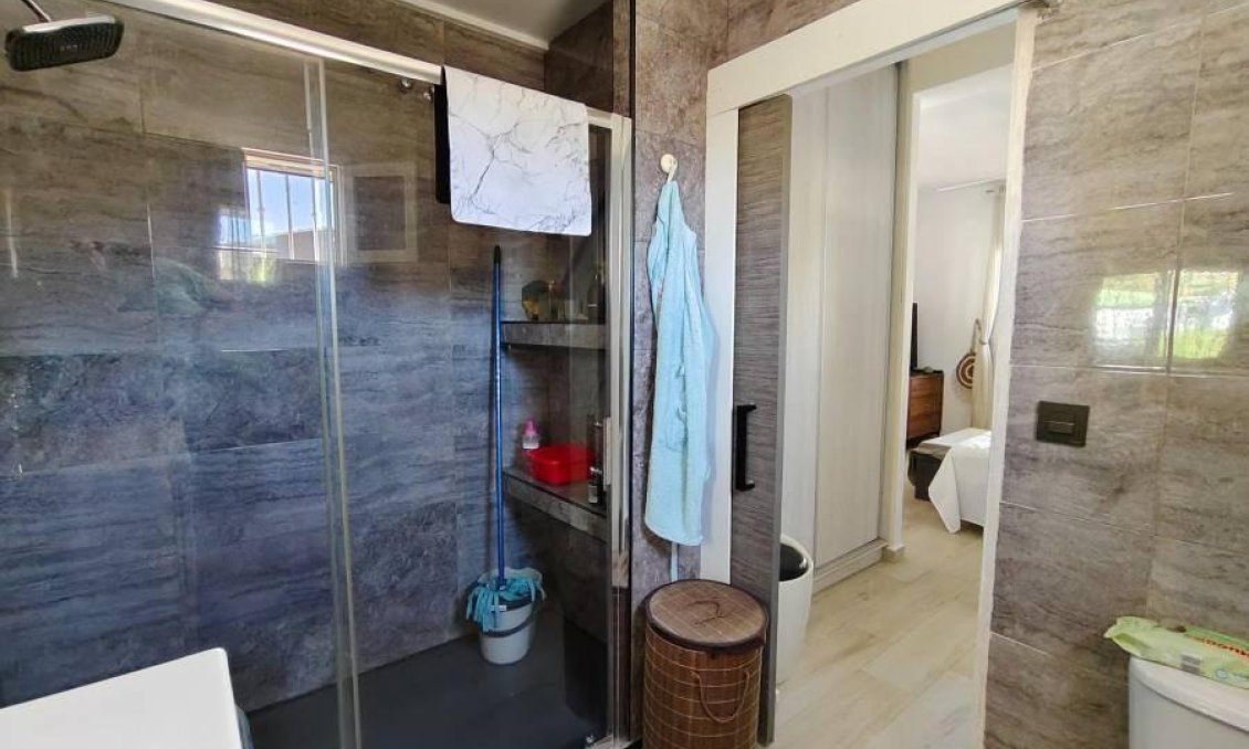 Wiederverkauf - Villa -
Torrevieja - Torreta Florida
