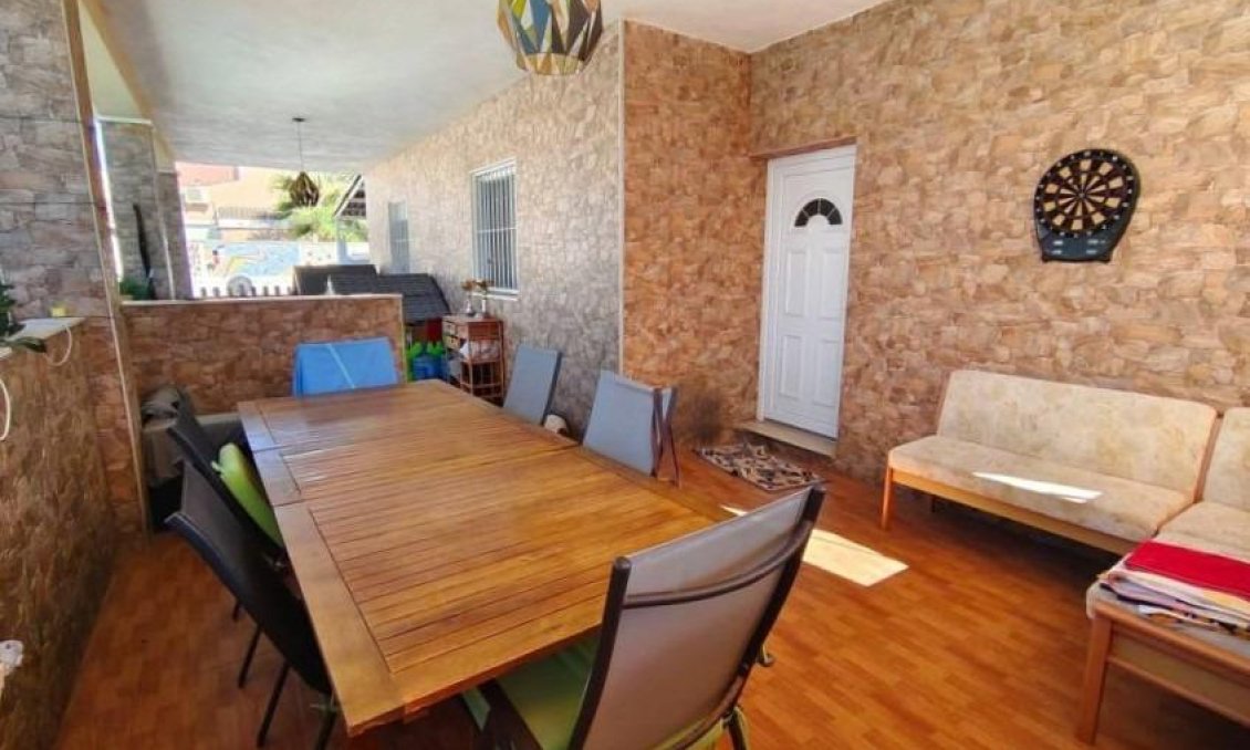 Wiederverkauf - Villa -
Torrevieja - Torreta Florida